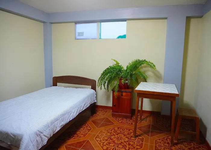 Comodo Con Jardin Y Bano Privado-echarati