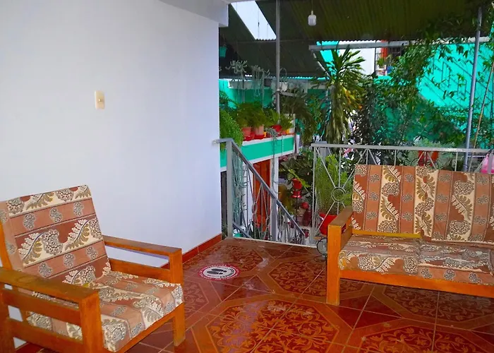 Homestay Comodo Con Jardin Y Bano Privado-echarati *